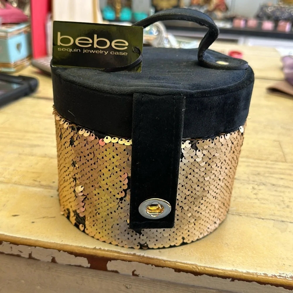 Bebe Brand Black and Gold Sequin Jewelry Case - Mirror & Compartments